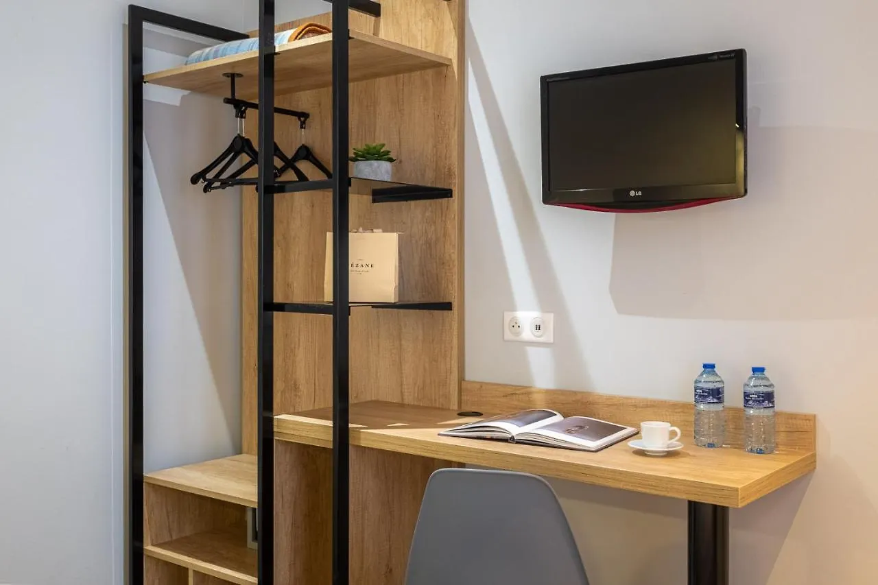 Hotell Lilas Blanc Paris
